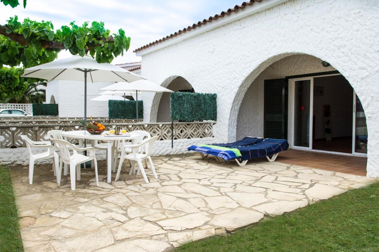Casas Montgri Villa Empuriabrava Exterior photo